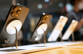 Apple Might Release a Powerful New iPhone SE This ...