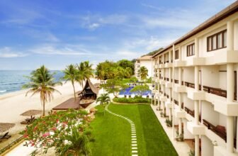 How much value does World of Hyatt status provide ...