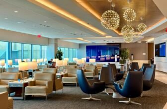 United to close lounge in Houston, but there’...