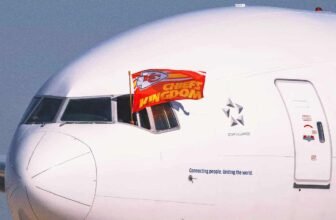 Chiefs stranded before Broncos game for 4 hours du...