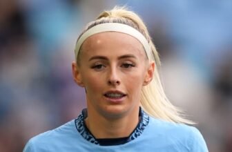 Chloe Kelly: Man City forward joins Arsenal on loa...
