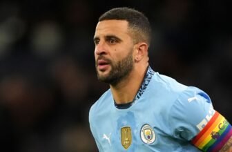 Kyle Walker transfer news: Man City defender joins...