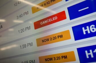 Flight cancellations mount Saturday as winter stor...