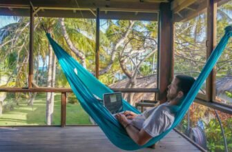 How to Plan Your Exit: Going From Office Desk to D...