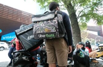 Uber sues DoorDash, alleging anti-competitive tact...