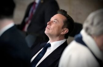 Senator warns of national security risks after Elo...