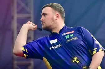 Winmau World Masters: Luke Littler secures victory...