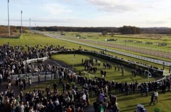 Today on Sky Sports Racing: All-weather action fro...
