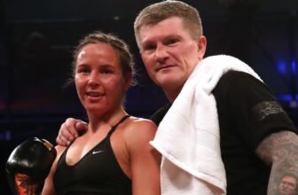 Natasha Jonas vs Lauren Price: Ricky Hatton-traine...