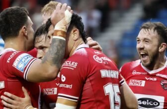 Super League: Salford Red Devils forced to field r...