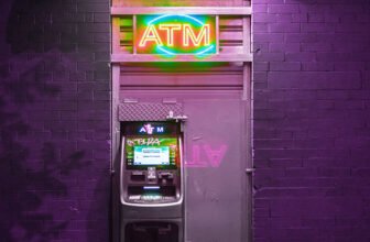 How to Avoid Paying Bank Fees While Traveling (Upd...