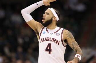 Auburn stumbles in race for top seed in NCAA Tourn...