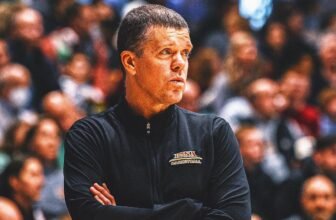 College basketball coaching carousel: Indiana hire...