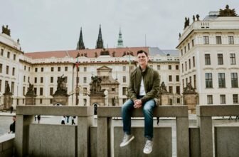 My 6 Step Guide to Planning a Trip in 2025