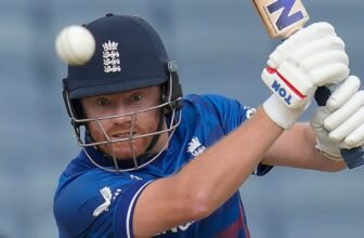 Jonny Bairstow: Wicketkeeper says he would be R...