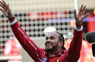 Chinese GP Sprint: Lewis Hamilton claims first Fer...