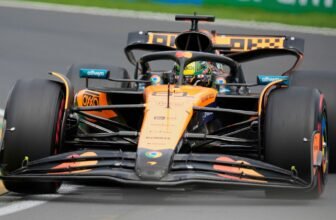 Australian GP: Oscar Piastri fastest in Practice T...