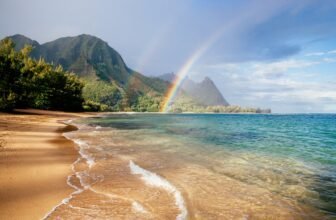 What is the best island to visit in Hawaii?