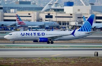 Guide to canceling flights and getting a refund wi...