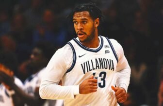 2025 College Basketball Crown: Eric Dixon makes Vi...