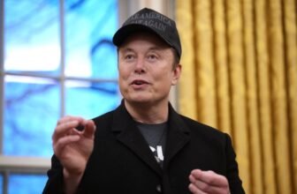 Elon Musk is lobbying lawmakers on driverless vehi...