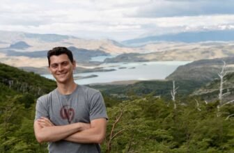 How to Travel on a Budget in 2025