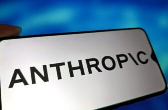 Anthropic CEO warns AI will destroy half of all wh...