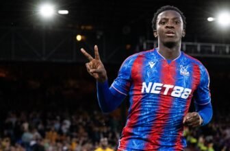 C Palace 4 – 2 Wolves