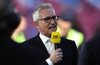 Gary Lineker: Match of the Day host to leave BBC n...