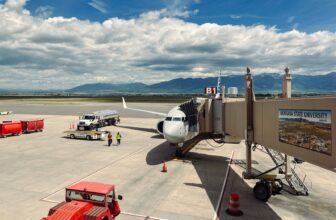 Breaking the LGA perimeter: What it was like flyin...