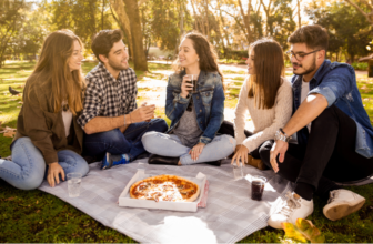 Fun Stuff For Teens To Do With Friends – On A Bu...