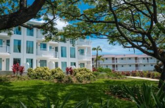 Secrets St. Lucia is now bookable with Hyatt point...