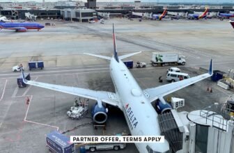 Discontinued credit cards: Reasons to stick with t...