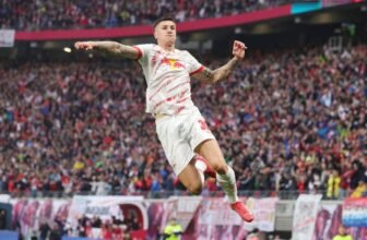 Benjamin Sesko to Arsenal: RB Leipzig formally app...