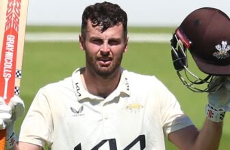 County Championship: Dom Sibley hits triple ton as...