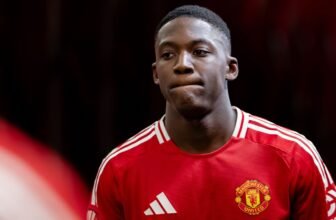 Kobbie Mainoo tells Manchester United he wants to ...