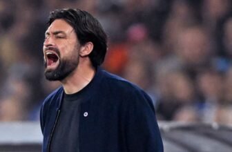 Russell Martin: Rangers boss retains board support...