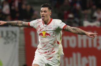 Benjamin Sesko transfer news: Manchester United jo...