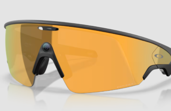 Meta Unveiled Their New Oakley Vanguard Smart Glas...