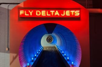 Delta promo ties mileage earning to Seattle Seahaw...