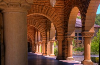 VCs are still hiring MBAs, but firms are starting ...