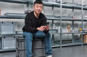 Nothing closes $200M Series C led by Tiger Global,...