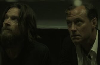 ‘Black Rabbit’ review: Jude Law and Ja...