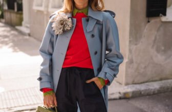 A Way to Play With Color Through Layering