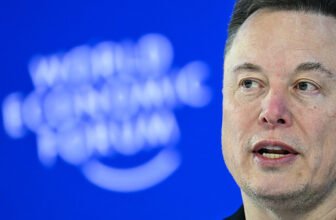 With co-founders leaving and an IPO looming, Elon ...