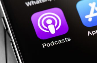 Apple Podcasts is getting an enhanced video experi...