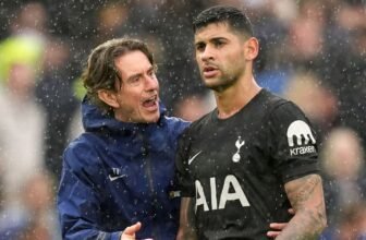 Cristian Romero: Spurs boss Thomas Frank refuses t...
