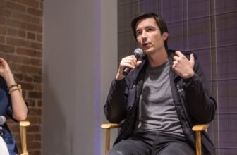 Robinhood’s startup fund stumbles in NYSE debut