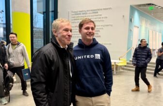 United CEO says travel demand is strong despite Ir...