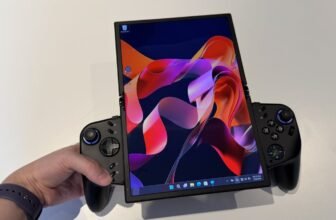 Lenovo’s Foldable Gaming Handheld Is Too Coo...